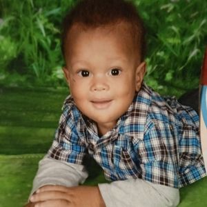 Meet your Posher, Yvette